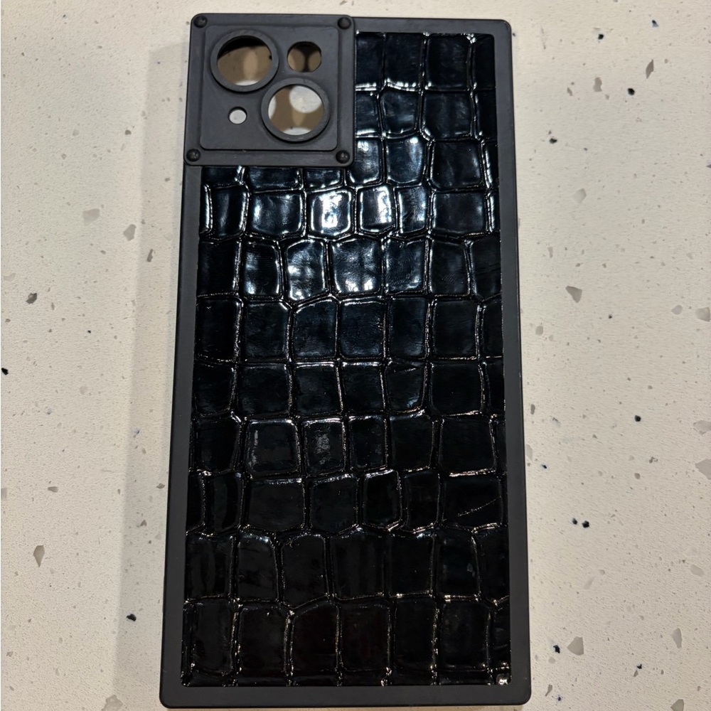 iPhone 15 plus Black Crocodile Pattern Phone Case